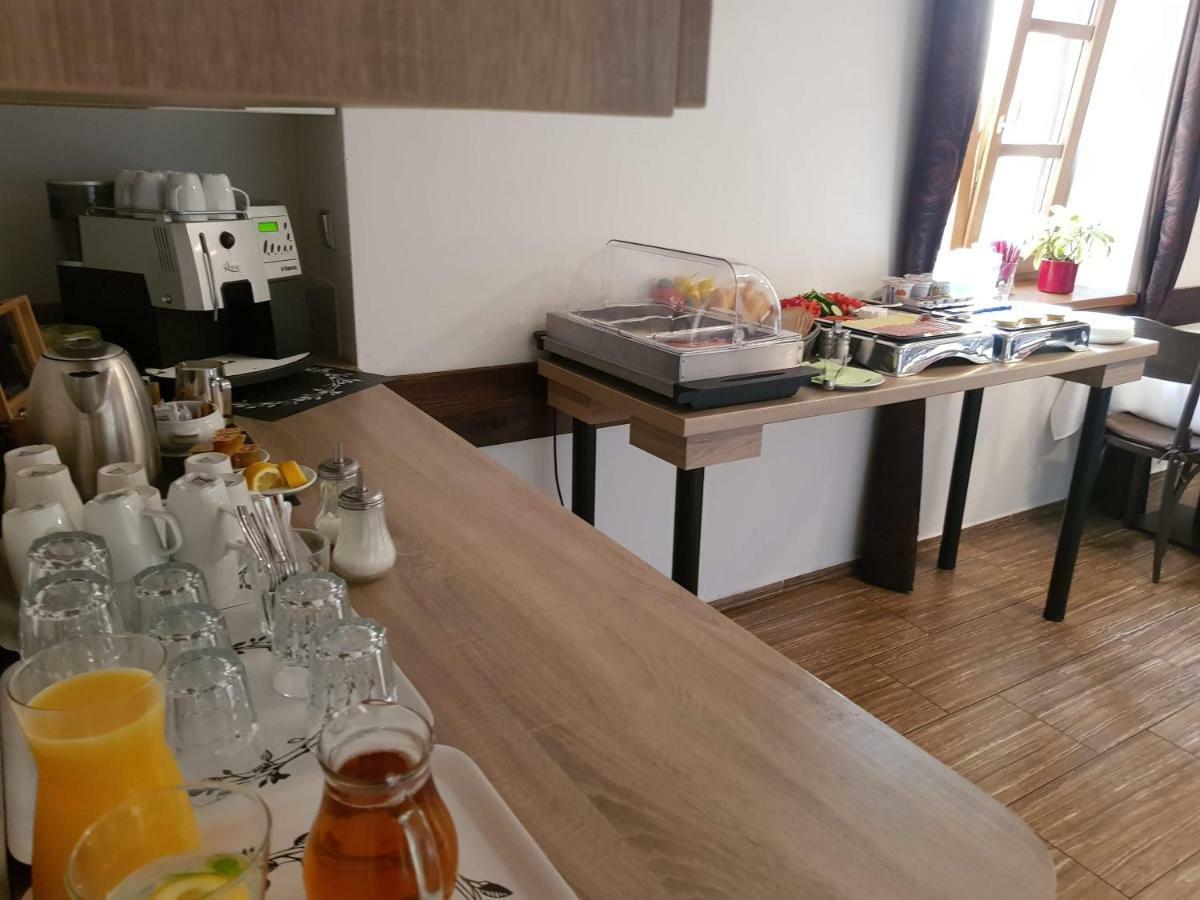 Restaurace A Penzion Bludovecek المظهر الخارجي الصورة